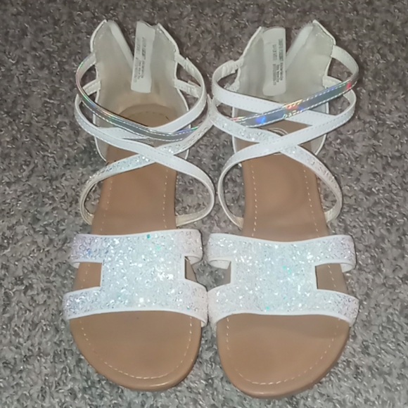 Sandals - Picture 1 of 3